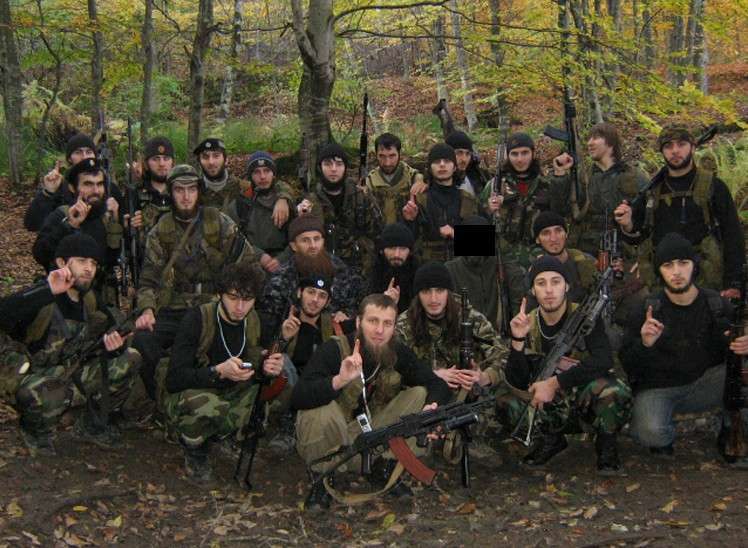 القرضاوي يدعو مقاتلي الشيشان إلى وضع السلاح