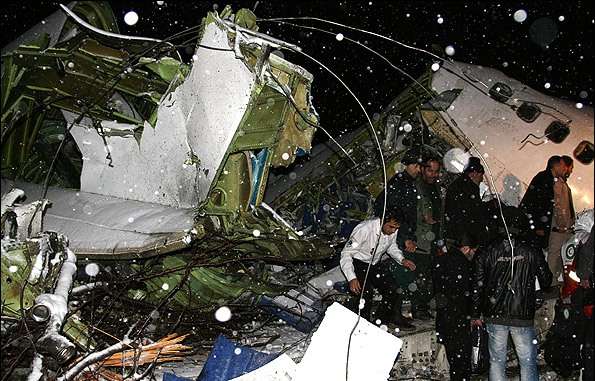 Plane crash in northeastern city of Uroumiyeh leaves at least 70 dead and 33 injured