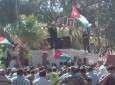 آلاف الأردنيين يعتصمون أمام مجلس النواب