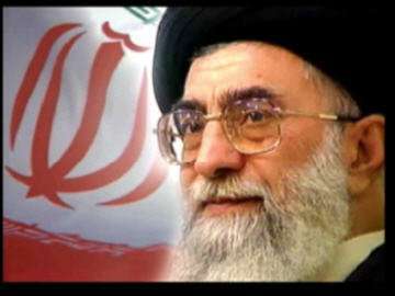 قائد الثورة الاسلامية يوفد ممثليه لتقديم التعازي برحيل الشيخ العمري