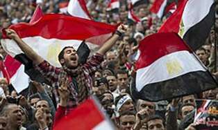 جمعیت میلیونی مصریان در میدان التحریر