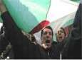 متظاهرون في الجزائر يطالبون باصلاحات سياسية