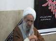 Ayatollah Moslem Malakouti, grand Shia cleric and professor of Qom Seminary