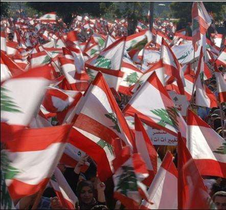 اعتراض مدارس دولتی و اساتید دانشگاه های لبنان به وضعیت سیاسی و اقتصادی