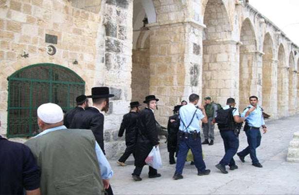 حماس تعدی صهیونیست ها به مسجد الاقصی را محکوم کرد