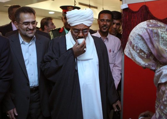 برگزاری هفته های فرهنگی باعث توسعه روابط فرهنگی ایران و سودان می شود