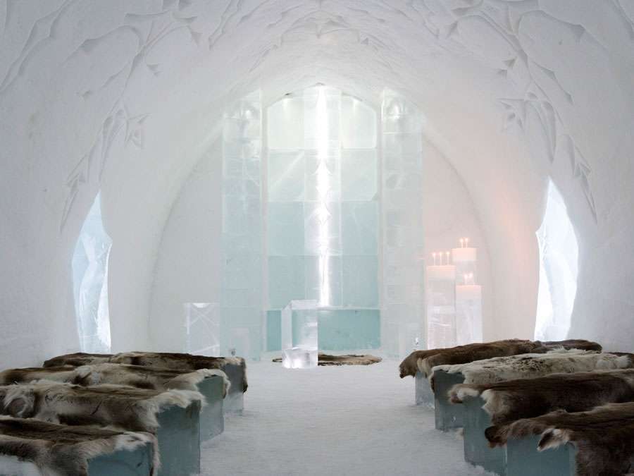 ساخت یک مسجد یخی در اروپا