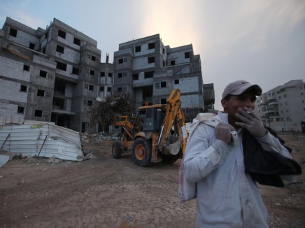 "Israel" speed up construction of 2,000 settlement