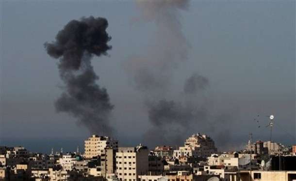 طائرات العدو تشن أربع غارات جوية على غزة