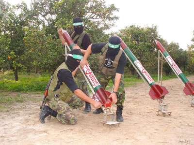 16 صاروخاً يدك المستوطنات الصهيونية وكتاب القسام تتبناها