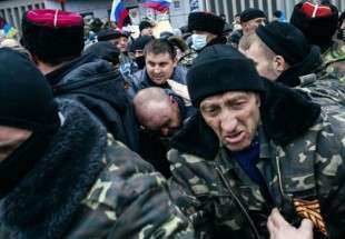 Protesters hold fresh rally in Ukraine’s Luhansk