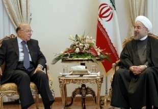 الرئيس روحاني يشيد بالعملية الديمقراطية في العراق