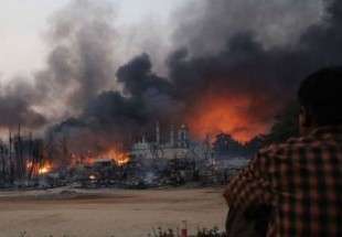 Myanmar mob burns buildings in Muslim area