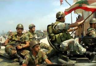 Lebanese soldiers enter Arsal on Syria border