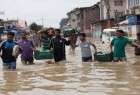 Muslims Rush to Help Flooded Kashmir