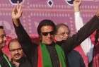 Khan renews call for Paksitan PM resignation