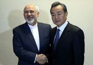وزير الخارجية الصيني يبحث التعاون الثنائي في طهران