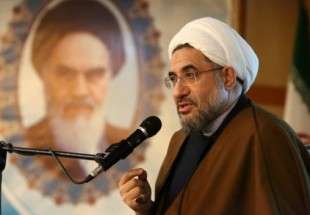 Ayatollah Araki warns of fake shi