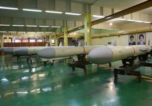ايران تعزز من قدراتها الدفاعية وتكشف عن صاروخ "سومار" البعيد المدى