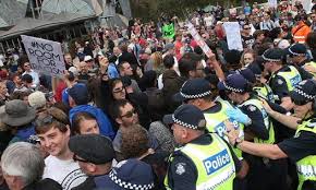 تظاهرات مخالفان اسلام دراسترالیا به درگیری کشیده شد