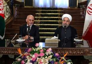 الرئيس روحاني يؤكد على الحل السلمي والسياسي للازمة اليمنية