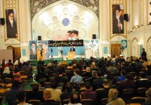 الشيخ مختاري يشارك في  مؤتمر فكري بمناسبة ذكرى رحيل الامام الخميني (رض)