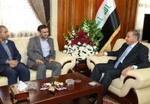 وزير الدفاع العراقي يبحث مع الملحق العسكري الايراني الاوضاع الامنية