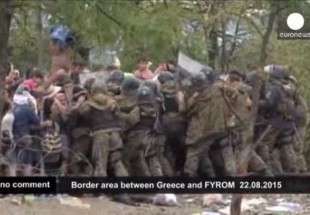 Heurte entre la police macédonienne et les immigrants  