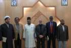 Indian, Mauritanian delegation visits religious center in Qom