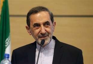 ولايتي: ايران تدعم سوريا رئيسا وحكومة وشعبا والقرار النهائي بيدها