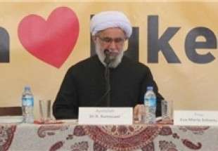 Cleric rejects terror allegations against religions