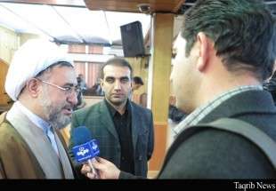 Ayatollah Araki stresses key role of meetings in boosting unity