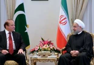 روحاني : مستعدون لتعزيز التلاحم بين السنة والشيعة ومكافحة التطرف والارهاب