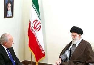 Ayatollah Khamenei urges more Swiss investment in Iran