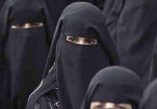 اعتراض به منع حجاب در یک مدرسه کشمیر