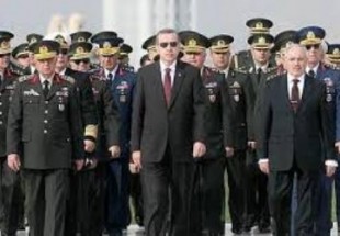 دومین موج پاکسازی در ارتش ترکیه/نیروهای سه گانه تحت نظر وزیر دفاع قرار گرفت