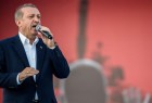 Erdogan threatens collapse of refugee deal with EU