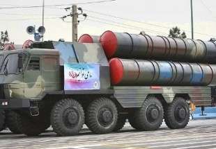 ايران تزيح الستار عن منظومة صواريخ يماثل "اس 300"