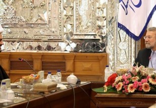 Iran is against  Iraq disintegration: Larijani