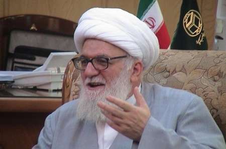 القيادة الاسلامية في ايران تؤكد دور الحج في تعزيز الوحدة