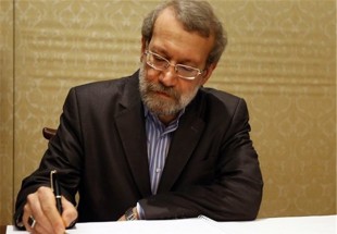 Larijani slams Saudi crime against Yemeni civilians