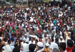 راهپیمایی مسلمانان هندی در اعتراض به قرآن سوزی