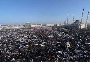 تظاهرات هزاران نفر از مسلمانان چچن علیه داعش