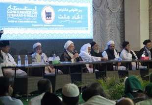آية الله اراكي في مؤتمر بنغالور: الوحدة الاسلامية هي احدى علامات الرحمة الالهية