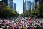 المكسيكيون يخرجون في تظاهرات حاشدة ضد ترامب