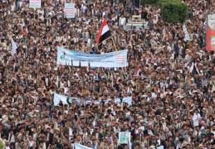 تظاهرات گسترده یمنی‌ها در حمایت از ارتش و کمیته‌های مردمی