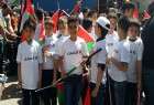 تشکیل زنجیره انسانی توسط کودکان فلسطینی برای همبستگی با اسرا/وزیر صهیونیستی:هرگز با اسرای فلسطینی مذاکره نمی کنیم