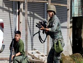 Philippine military gives time to the gunmen to surrender  