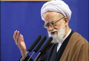 خطيب جمعة طهران: ترامب يشعل النيران في الدول الاسلامية بحطب سعودي