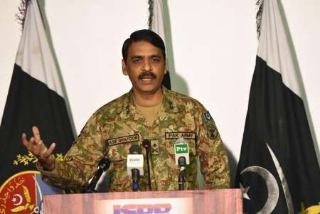 الجيش الباكستاني يقوم بتسييج الحدود المشتركة مع ايران وافغانستان
